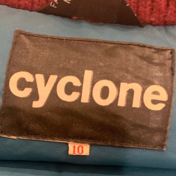 Vintage CYCLONE Down Puffer Coat 10 Long Burgundy Detachable Hood Snaps - Picture 3 of 10